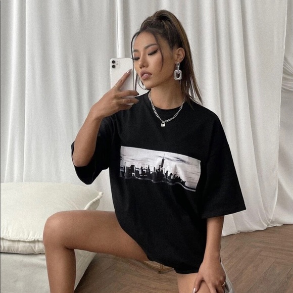 Black oversized street wear shirt - Picture 3 of 4